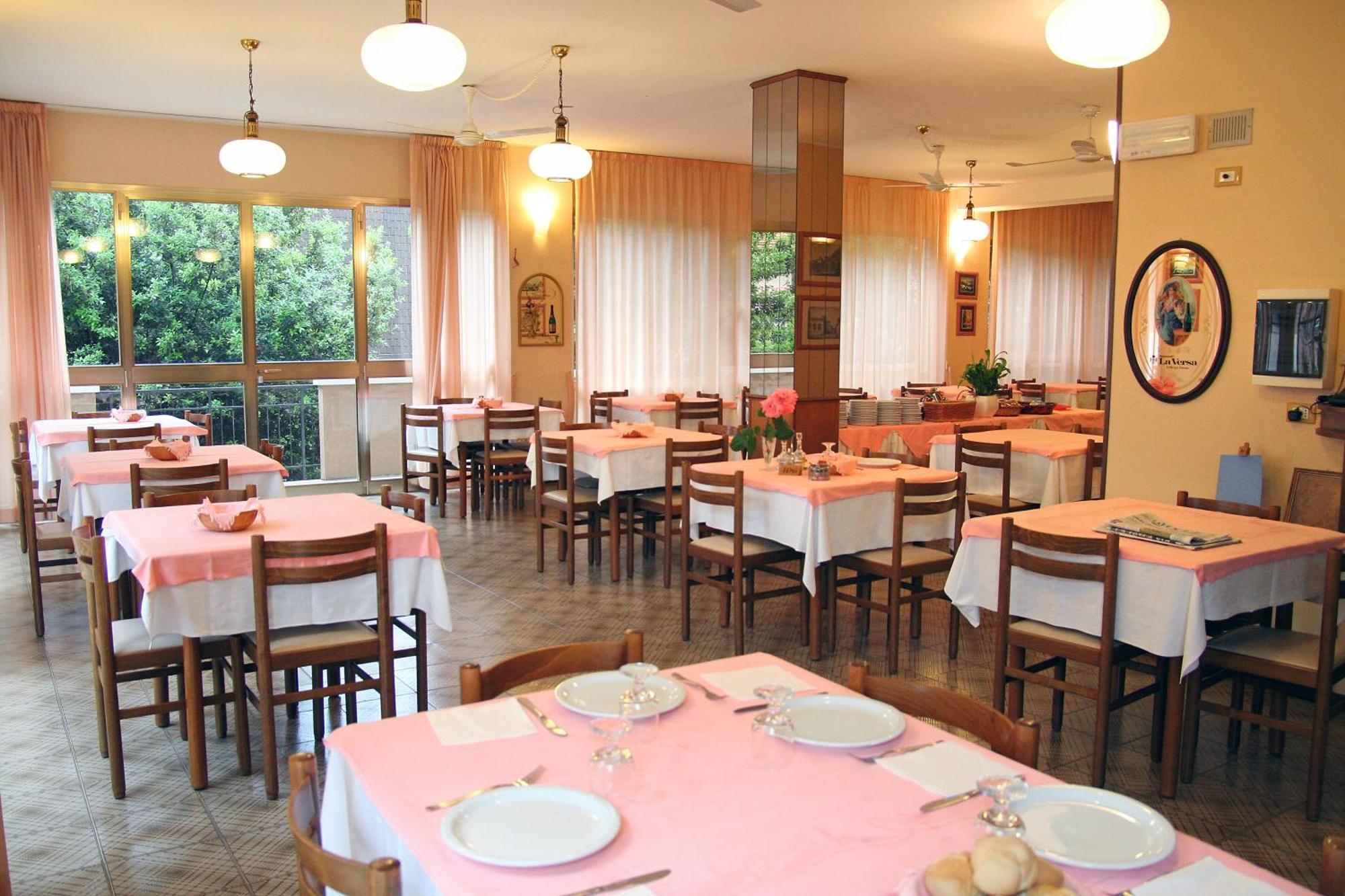 Hotel Marselli Rimini Exterior photo