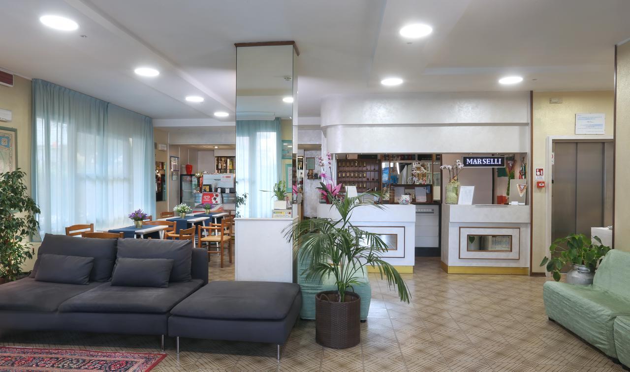 Hotel Marselli Rimini Exterior photo